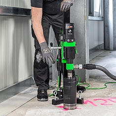 Применение установки с микроударом для алмазного бурения Eibenstock DSE 200 Применение установки с микроударом для алмазного бурения Eibenstock DSE 200